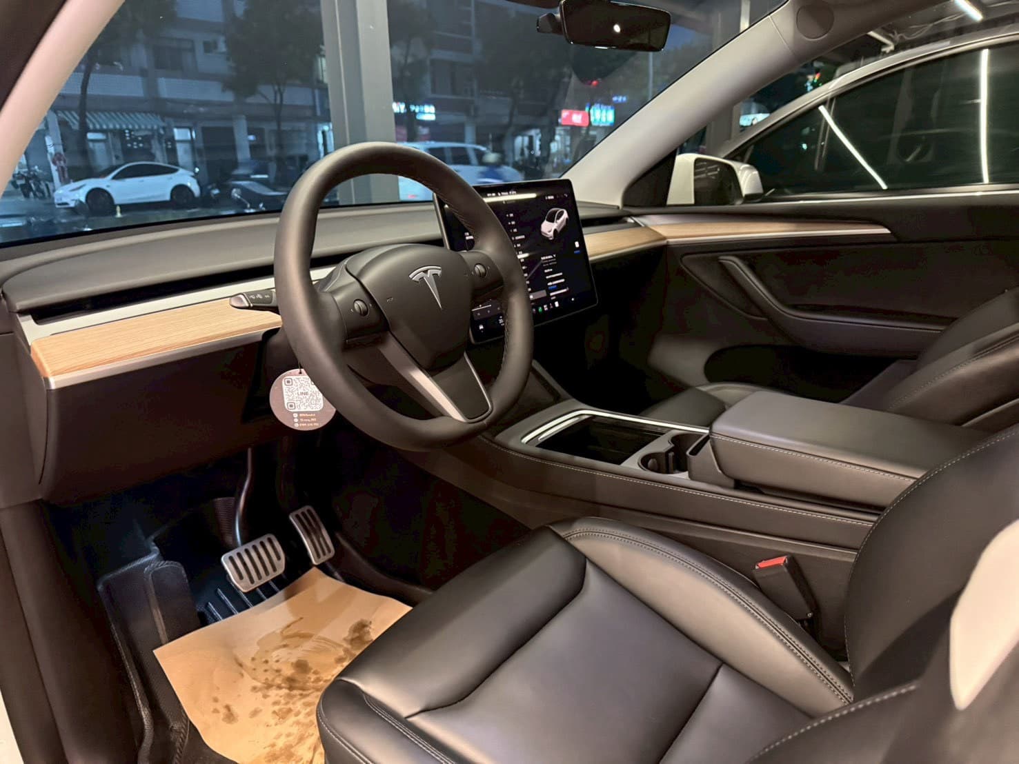 2023年 Tesla Model Y LR